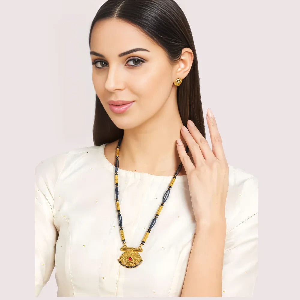 Elegant Traditional Mangalsutra with Black Beads & Pendant